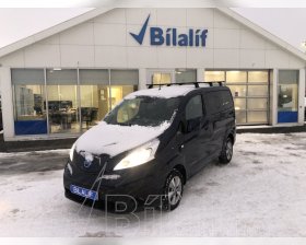 NISSAN E-NV200