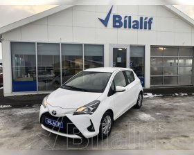 TOYOTA YARIS ACTIVE