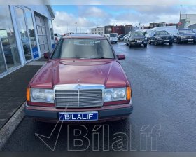 MERCEDES-BENZ 230TE